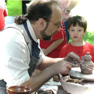 Amazing Magical Potter's Wheel Demonstration