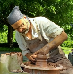 Patriots and Potters Demonstration by Rick Hamelin
